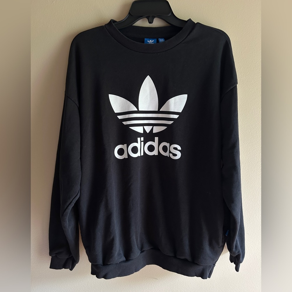 Adidas black crewneck sweatshirt